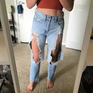 Madewell ripped vintage jeans